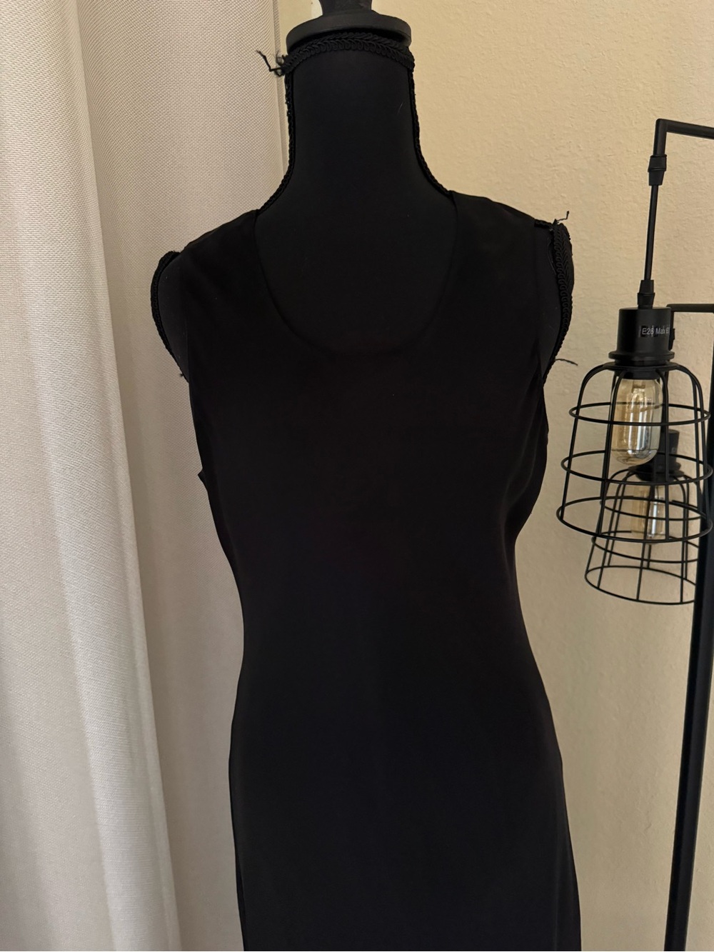Tommy Bahama Black 100% Silk Sleeveless Bias Cut Midi Dress Size Medium - Picture 4 of 7